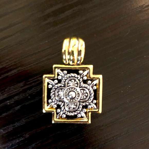 Roman Jewelry - Vintage Roman Jewelry Brand Estate Pendant